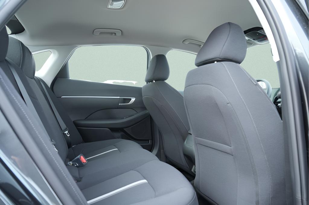2026 Hyundai Sonata SE - Photo 13