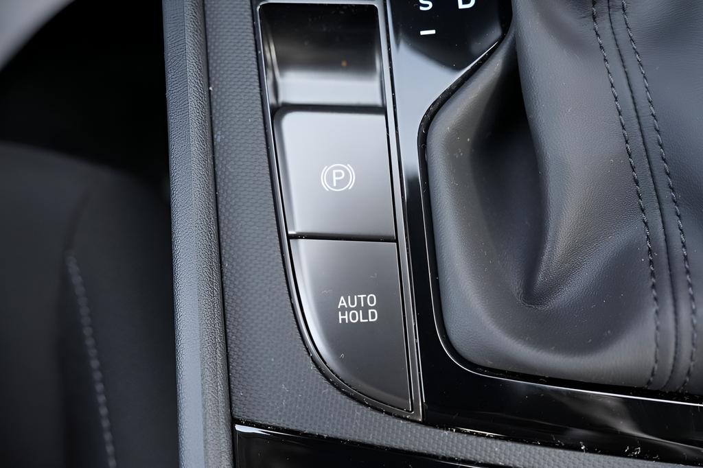 2026 Hyundai Elantra SEL - Photo 29