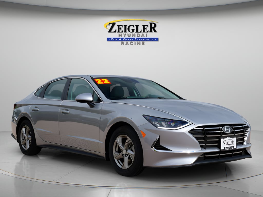 2022 Hyundai Sonata SE - Photo 1