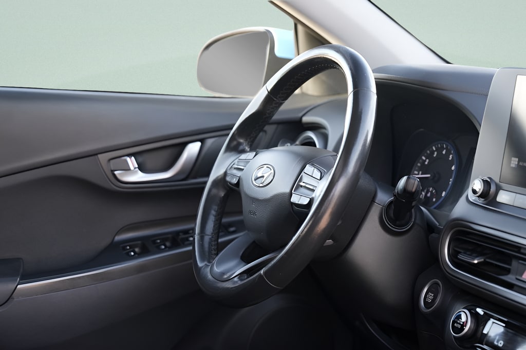 2022 Hyundai Kona SEL - Photo 12