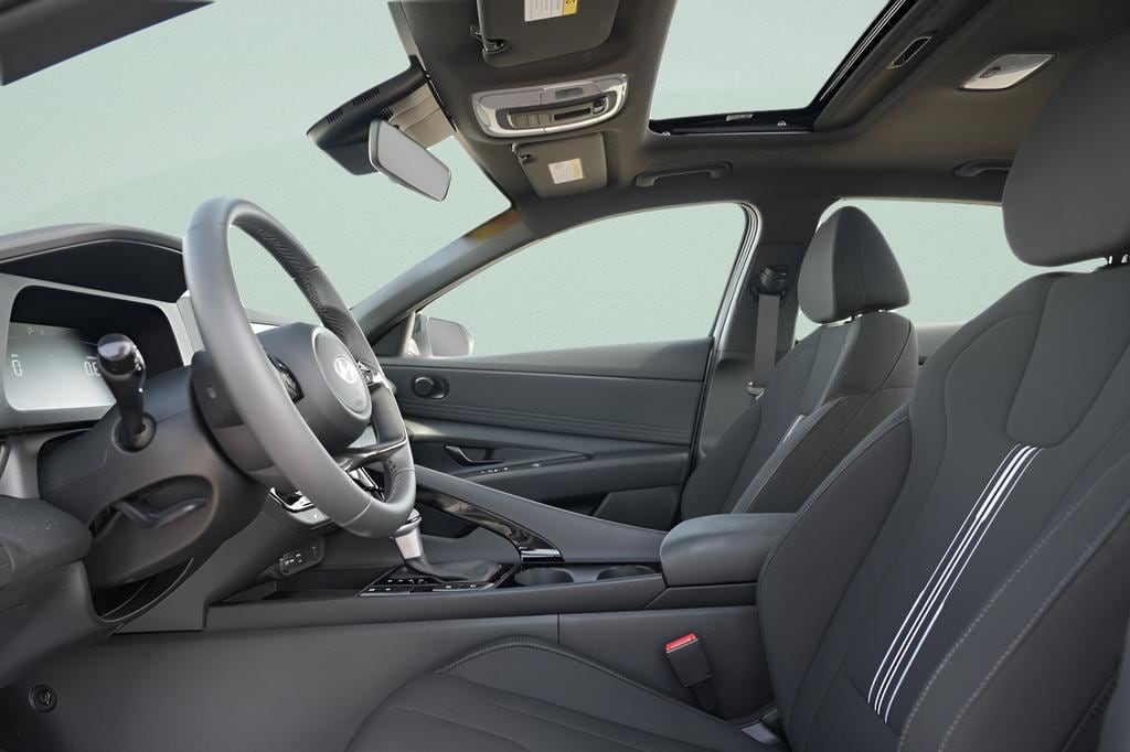 2026 Hyundai Elantra SEL - Photo 22