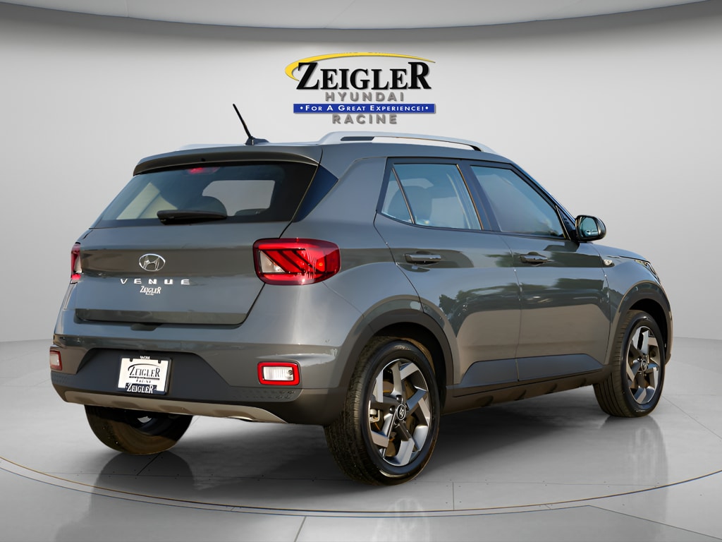 2026 Hyundai Venue SEL - Photo 7