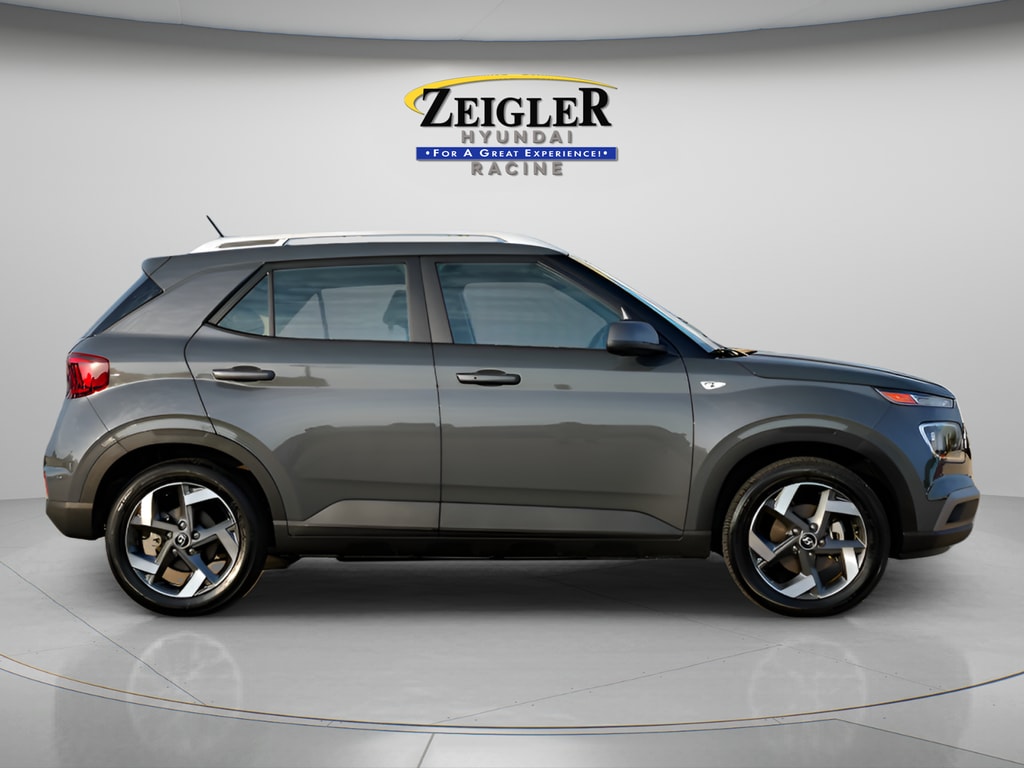 2026 Hyundai Venue SEL - Photo 8