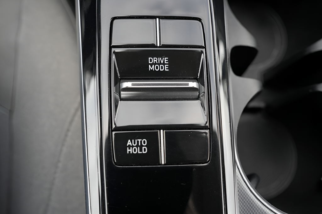 2022 Hyundai Sonata SE - Photo 28