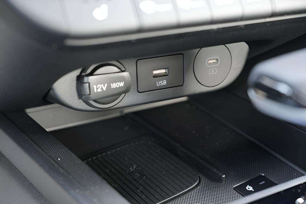 2026 Hyundai Elantra SEL - Photo 31