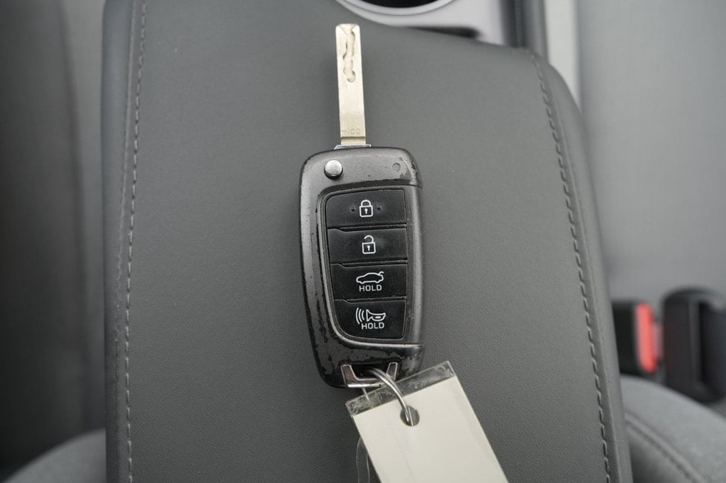 2022 Hyundai Sonata SE - Photo 33