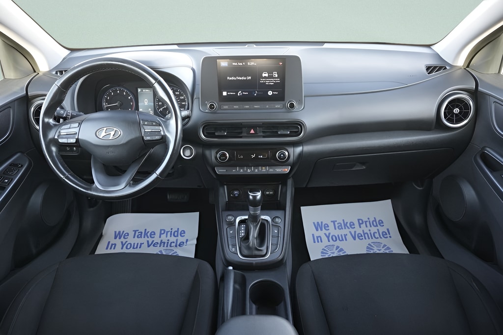 2022 Hyundai Kona SEL - Photo 16