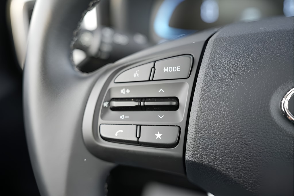 2026 Hyundai Venue SEL - Photo 25