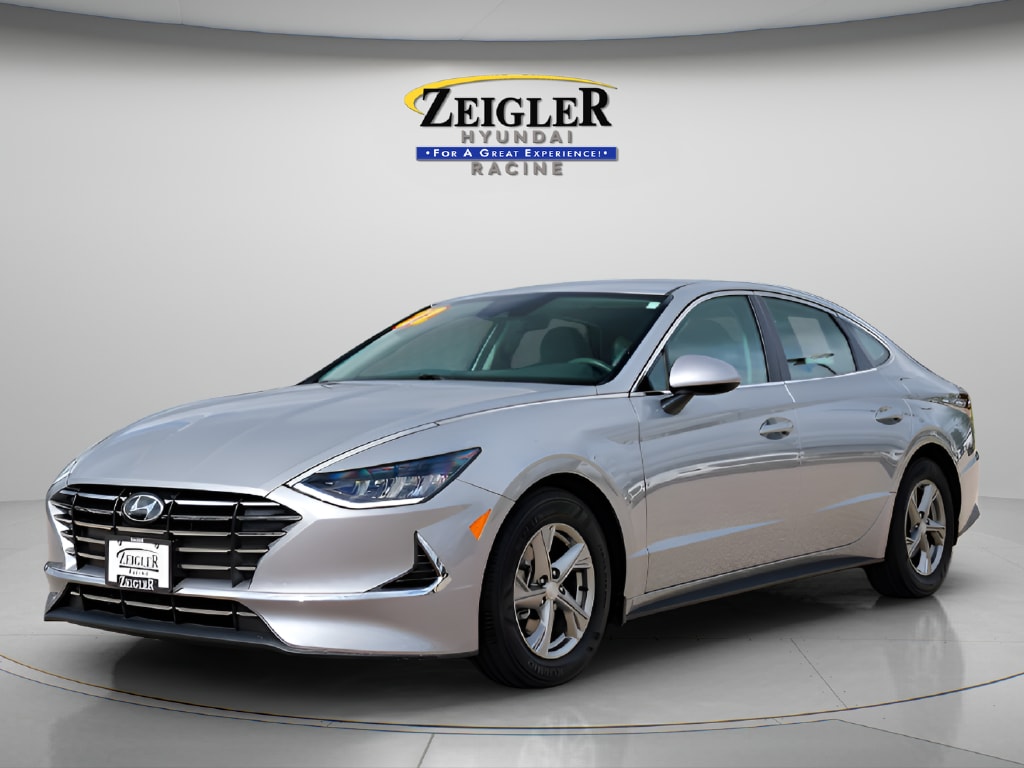 2022 Hyundai Sonata SE - Photo 3