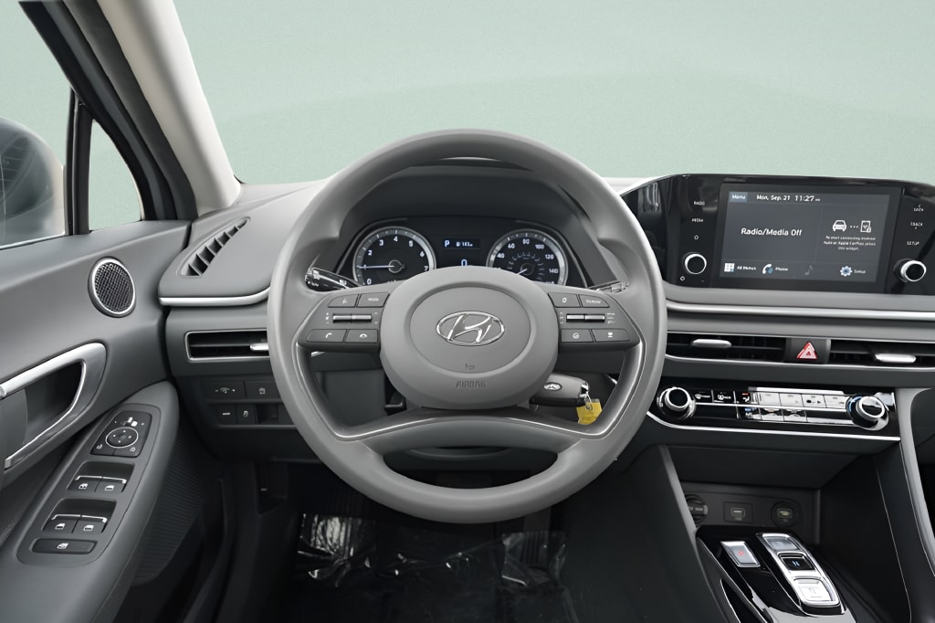 2022 Hyundai Sonata SE - Photo 14