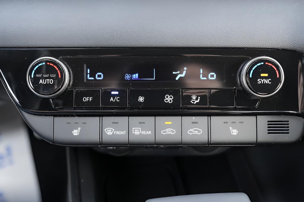 2026 Hyundai Elantra SEL - Photo 32