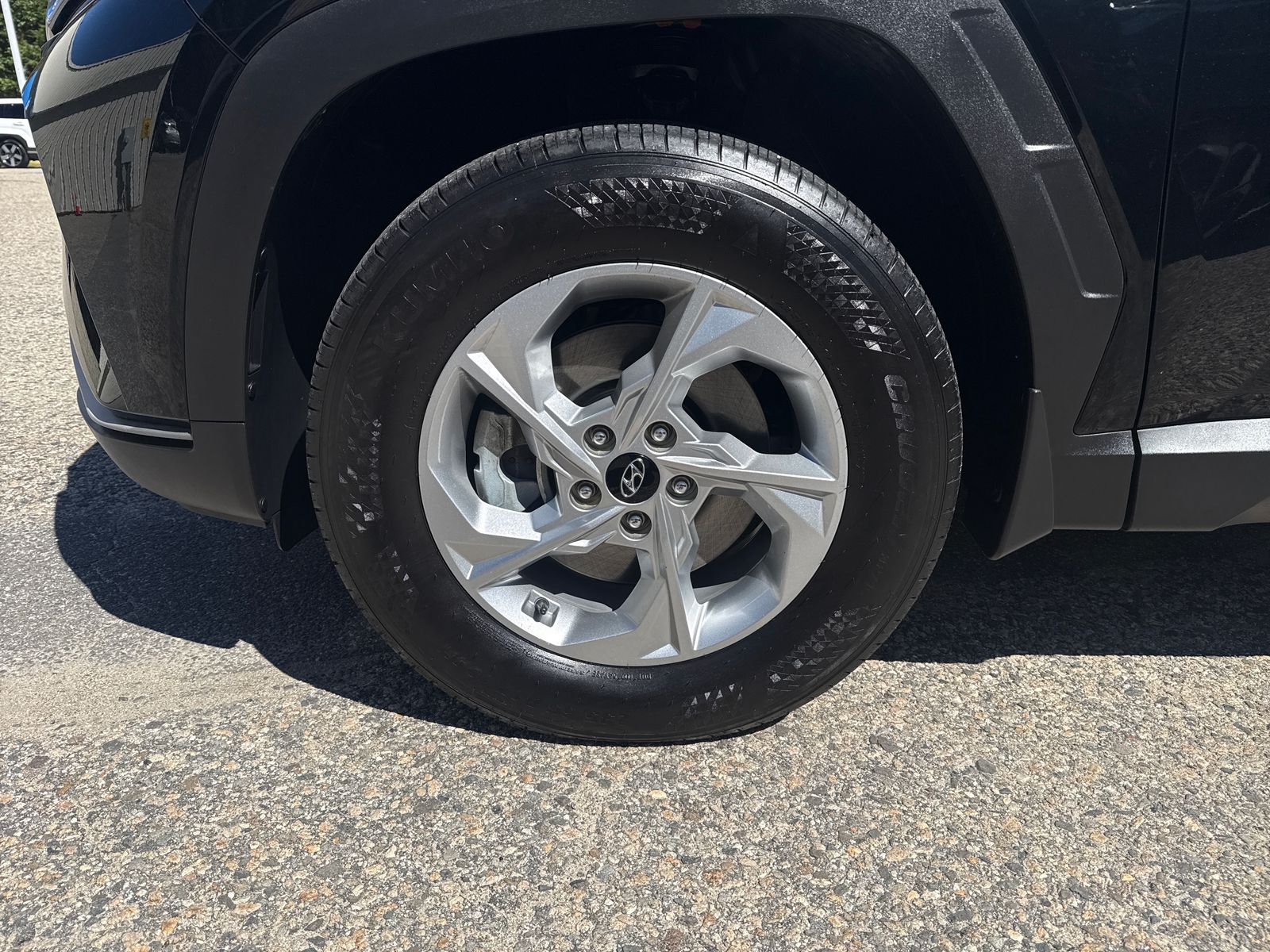 2024 Hyundai Tucson SE - Photo 10