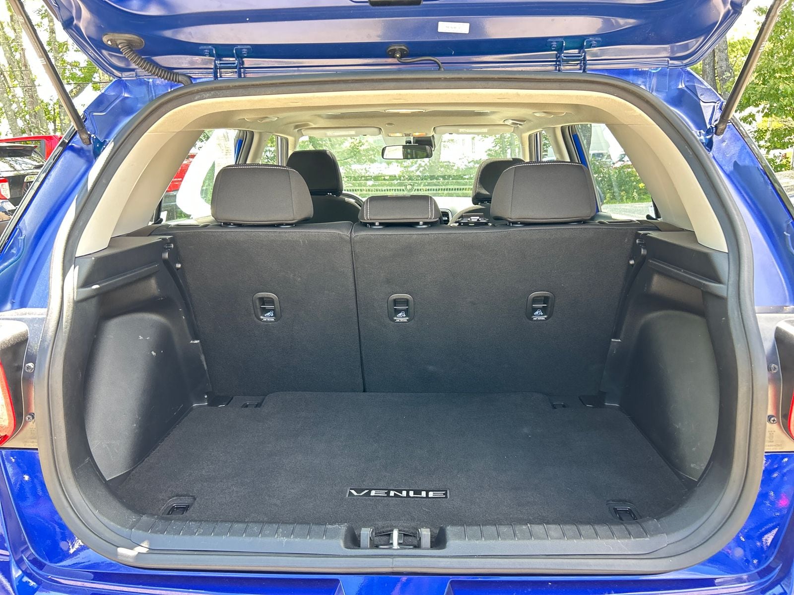 2023 Hyundai Venue SEL - Photo 23