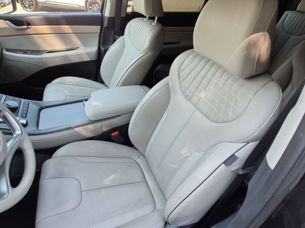 2024 Hyundai Palisade Limited - Photo 17