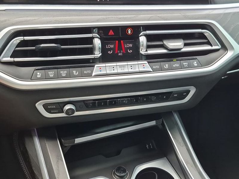 2021 BMW X7 M50i - Photo 15