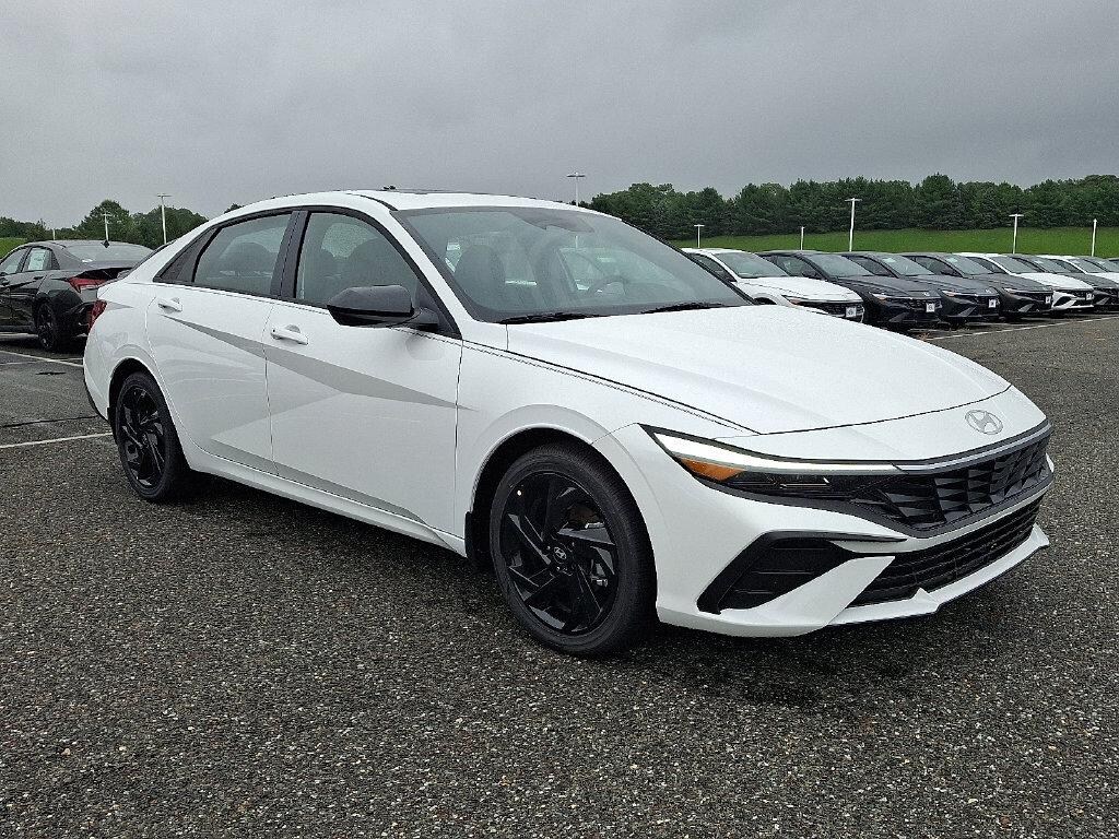 New 2026 Hyundai Elantra SEL Sport Plus Sedan
