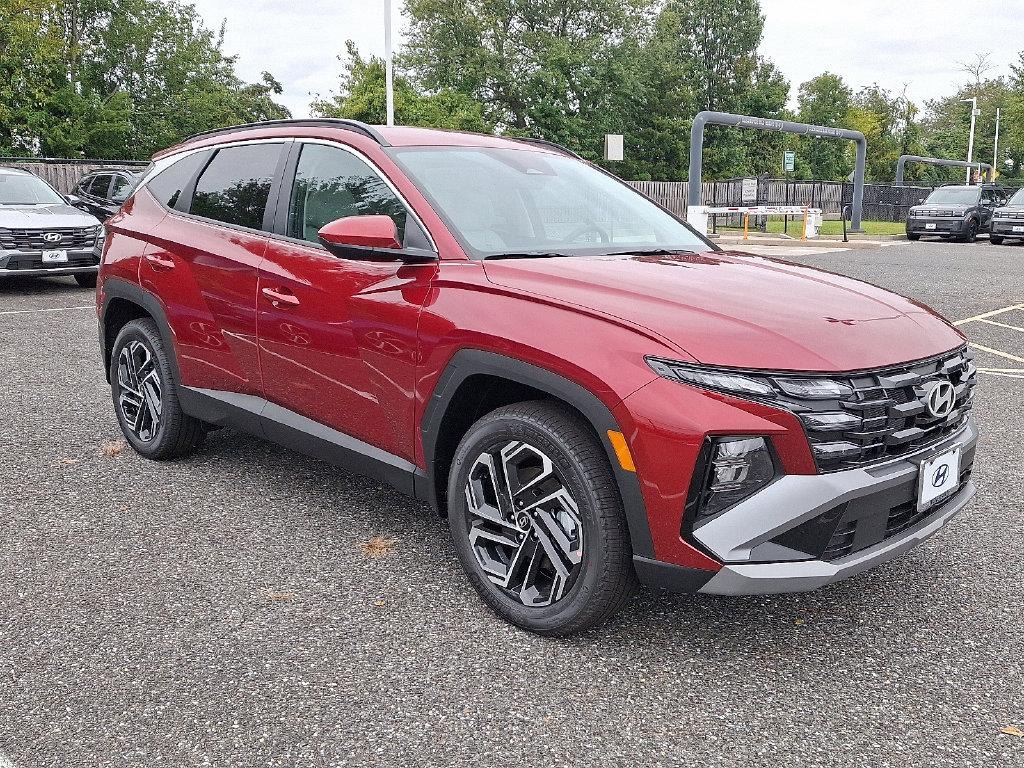 New 2026 Hyundai Tucson SEL Plus AWD SUV