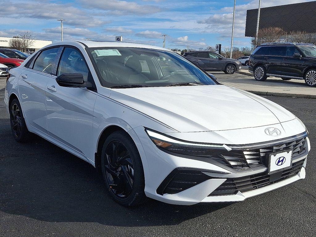 New 2026 Hyundai Elantra SEL Sport Sedan