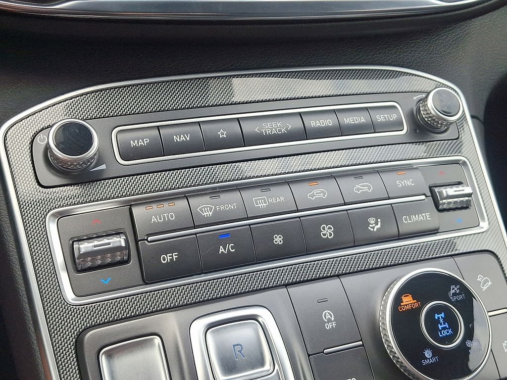 2023 Hyundai Santa Fe XRT - Photo 17