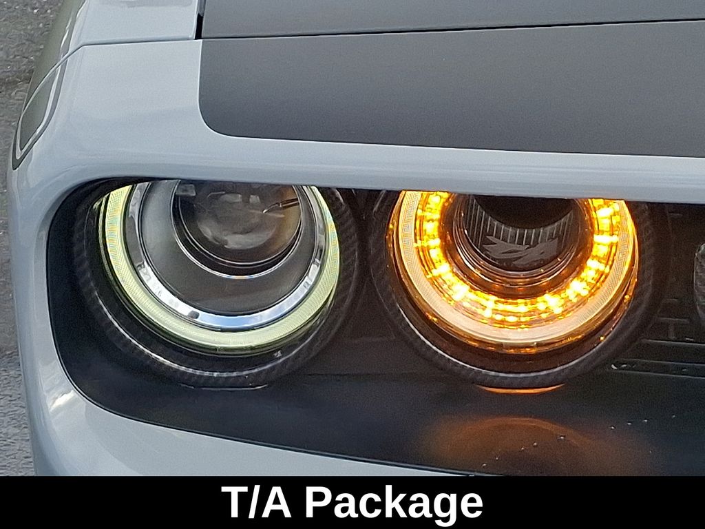 2021 Dodge Challenger R/T - Photo 9