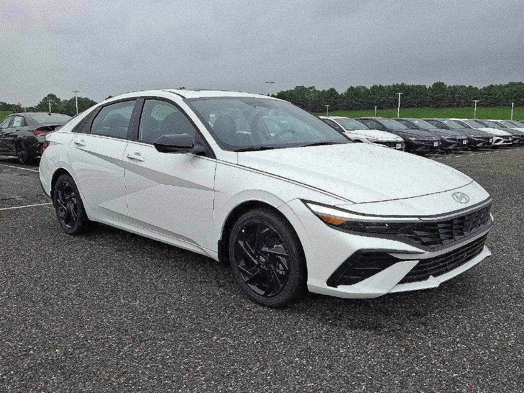 New 2026 Hyundai Elantra SEL Sport Plus Sedan
