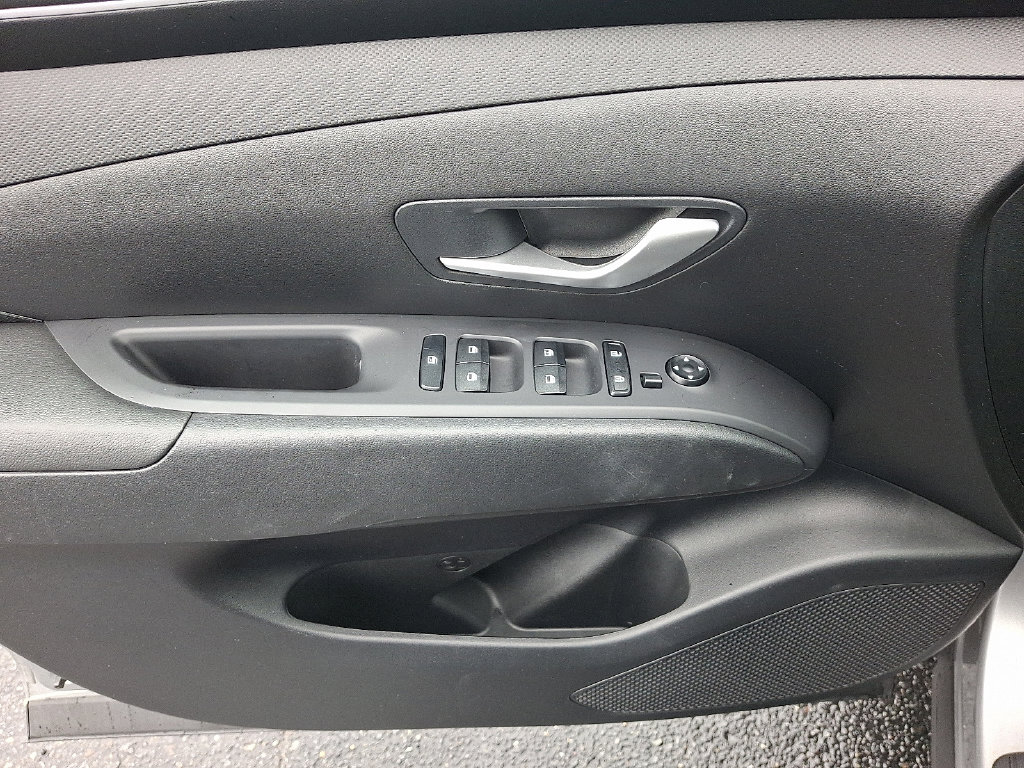 2024 Hyundai Tucson SE - Photo 13