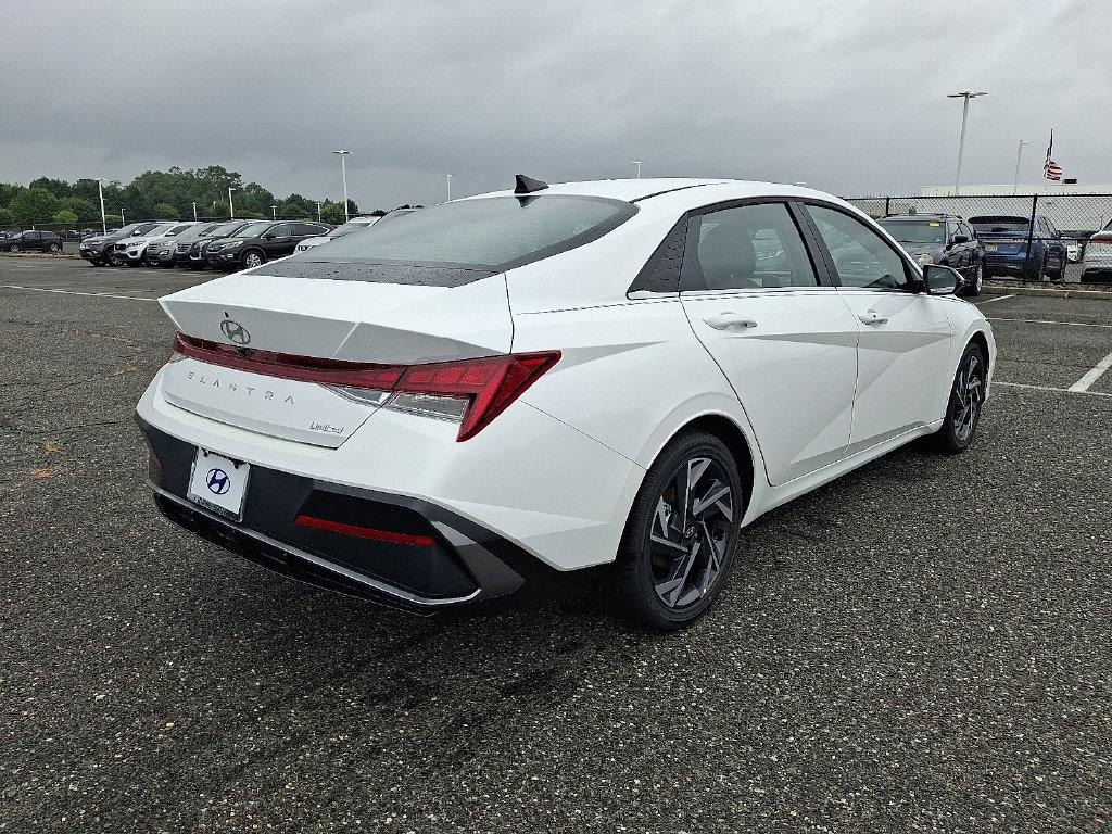 New 2026 Hyundai Elantra Limited Sedan