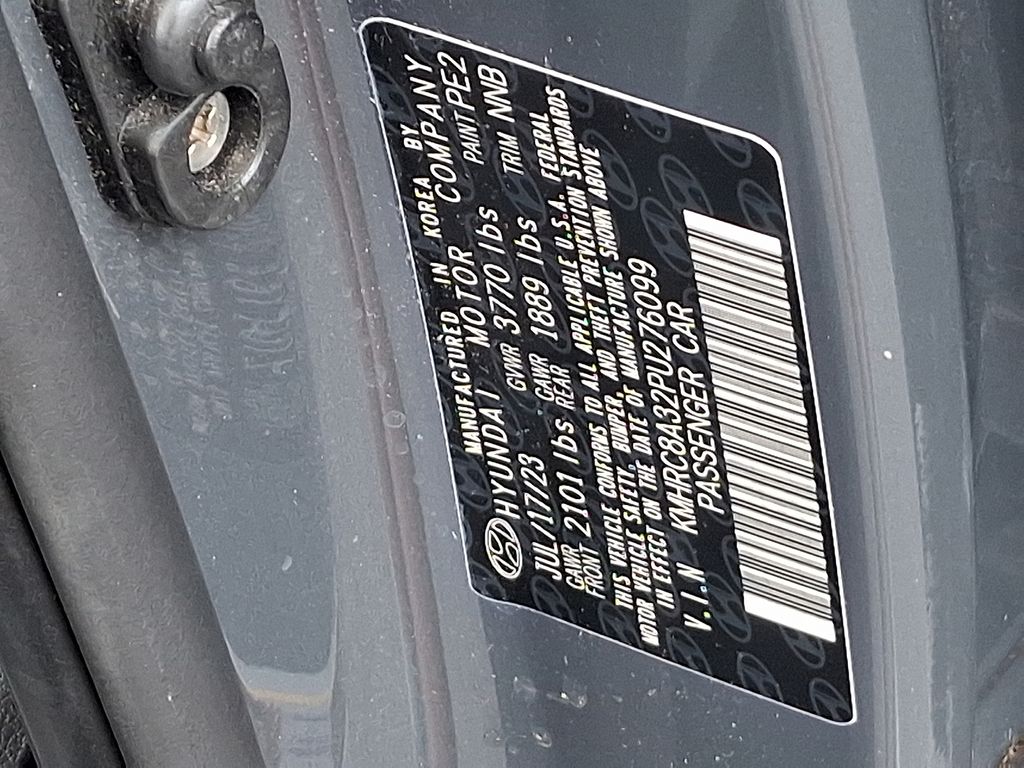 2023 Hyundai Venue SEL - Photo 28