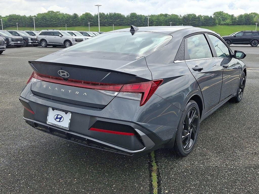 New 2026 Hyundai Elantra SEL Sport Sedan
