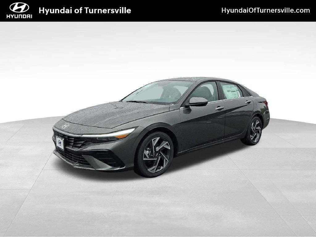 New 2026 Hyundai Elantra Limited Sedan