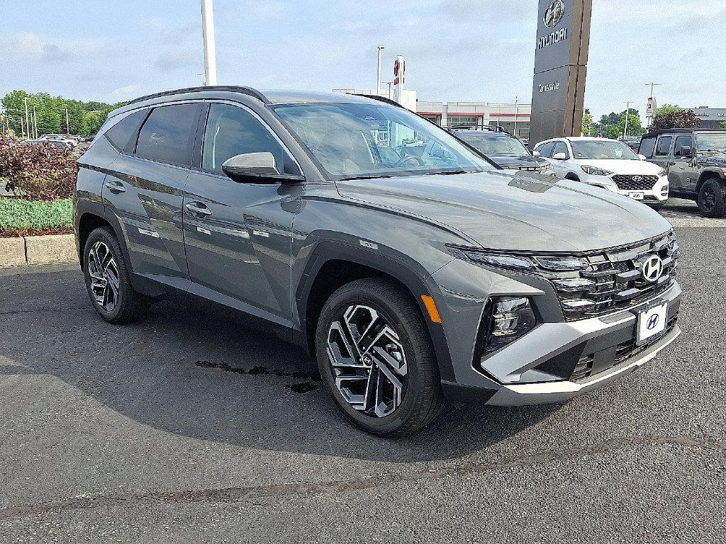 New 2026 Hyundai Tucson SEL Plus AWD SUV