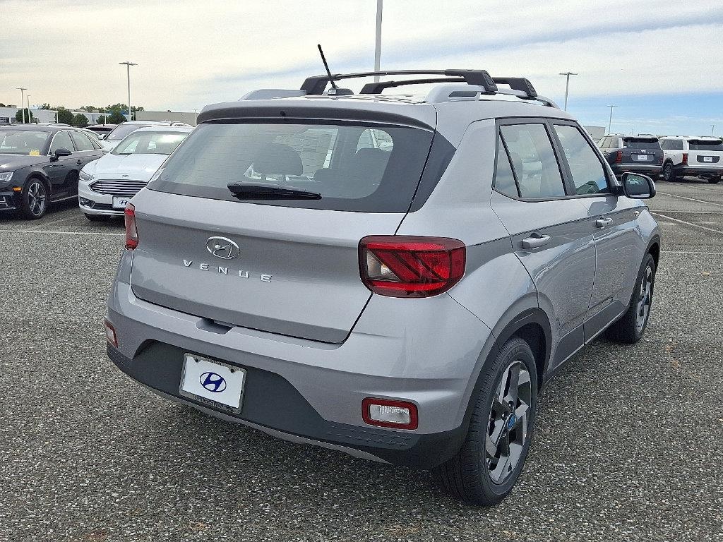 New 2026 Hyundai Venue SEL SUV