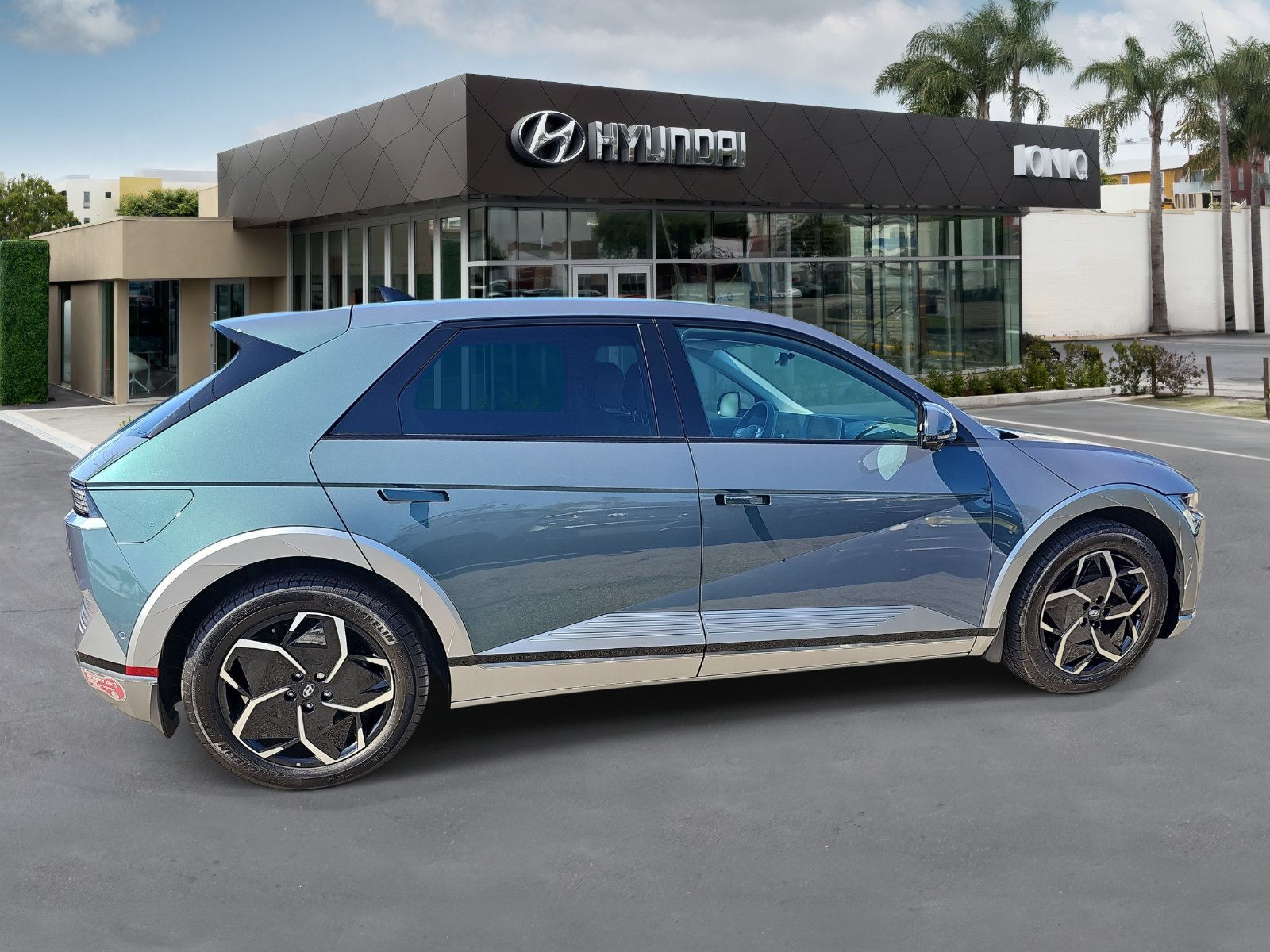 Certified 2024 Hyundai IONIQ 5 Limited with VIN KM8KR4DE0RU325955 for sale in Santa Monica, CA