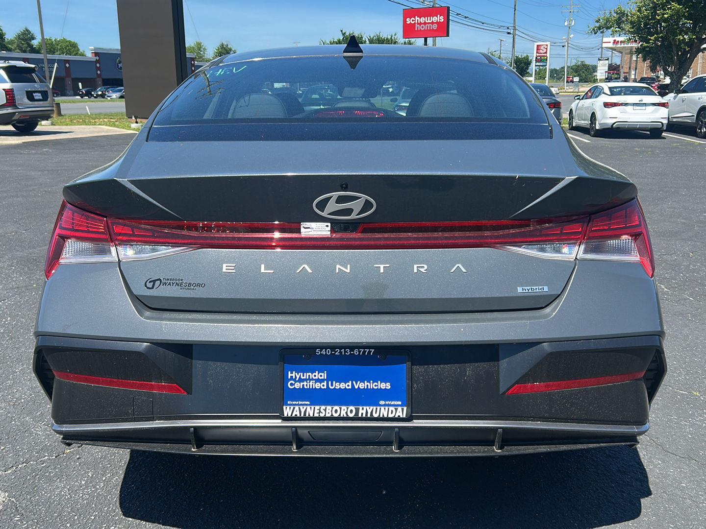 2025 Hyundai Elantra Limited - Photo 6