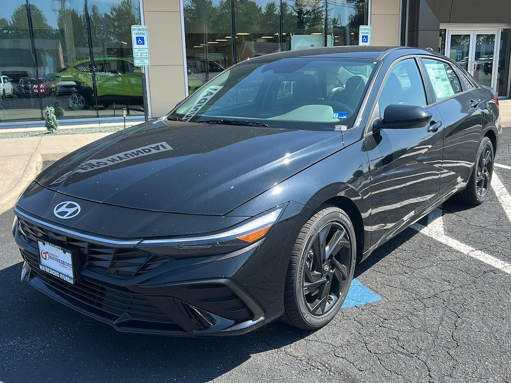 New 2026 Hyundai Elantra SEL Sport Sedan