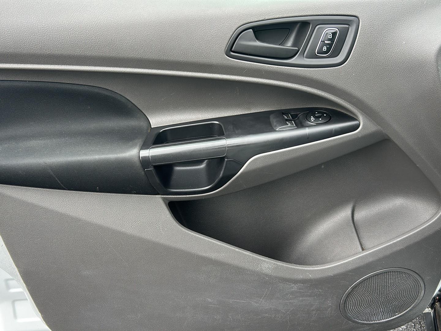 2022 Ford Transit Connect XL - Photo 12