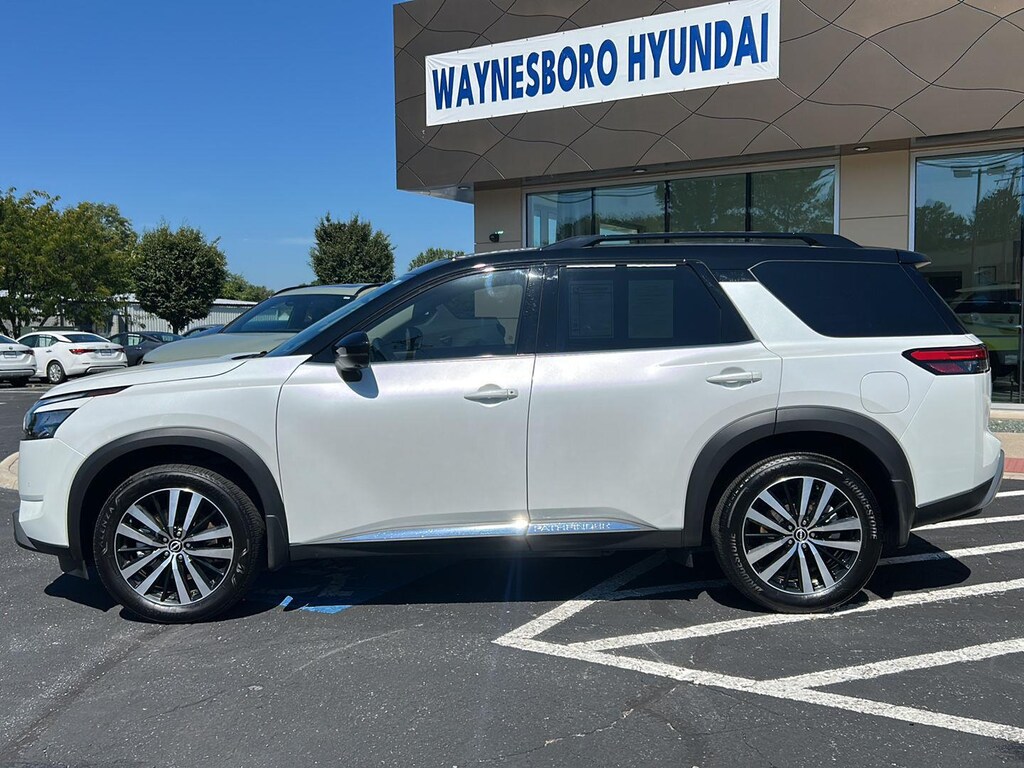 Used 2025 Nissan Pathfinder Platinum SUV