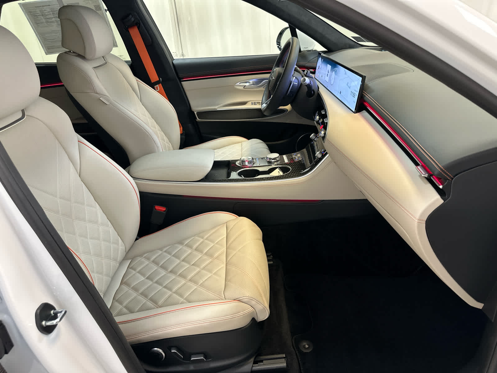 2026 GENESIS GV70 Sport Prestige - Photo 18