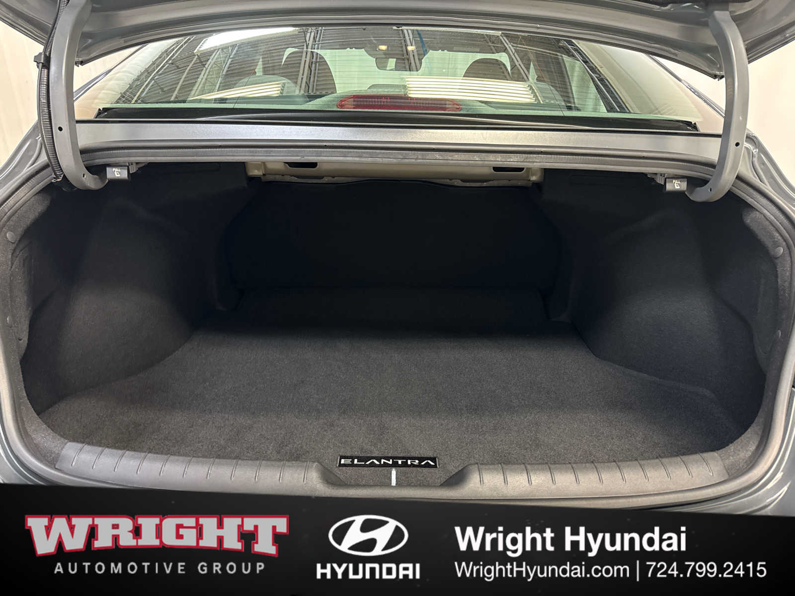 2025 Hyundai Elantra SEL - Photo 14