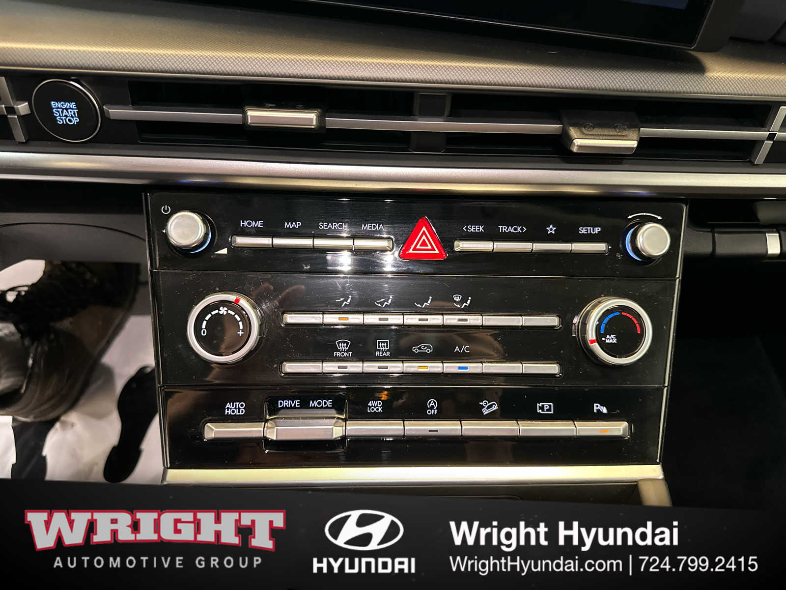 2026 Hyundai Santa Fe SE - Photo 28