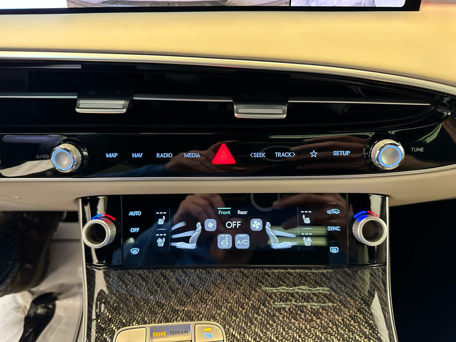 2026 GENESIS GV70 Sport Prestige - Photo 28