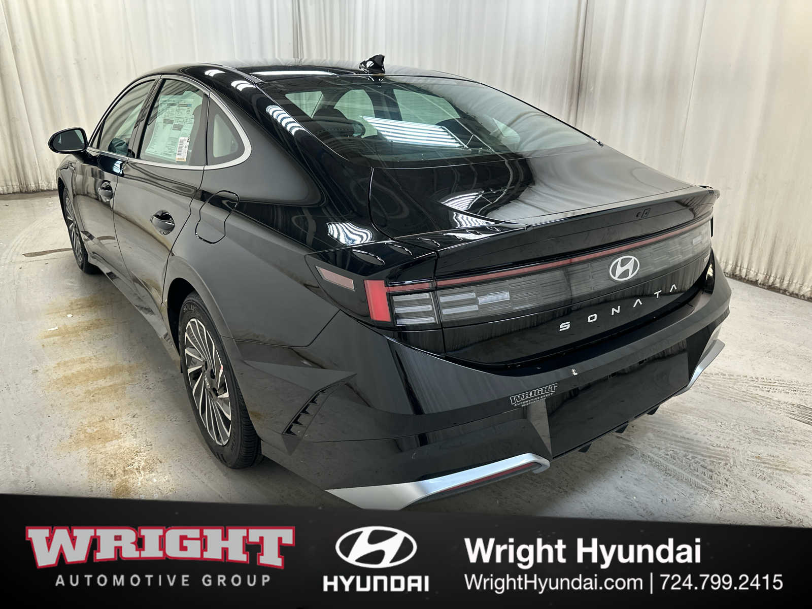 2025 Hyundai Sonata Hybrid SEL - Photo 4