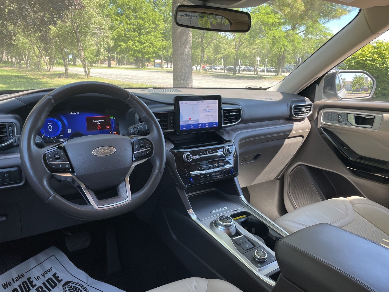 Used 2023 Ford Explorer Platinum SUV