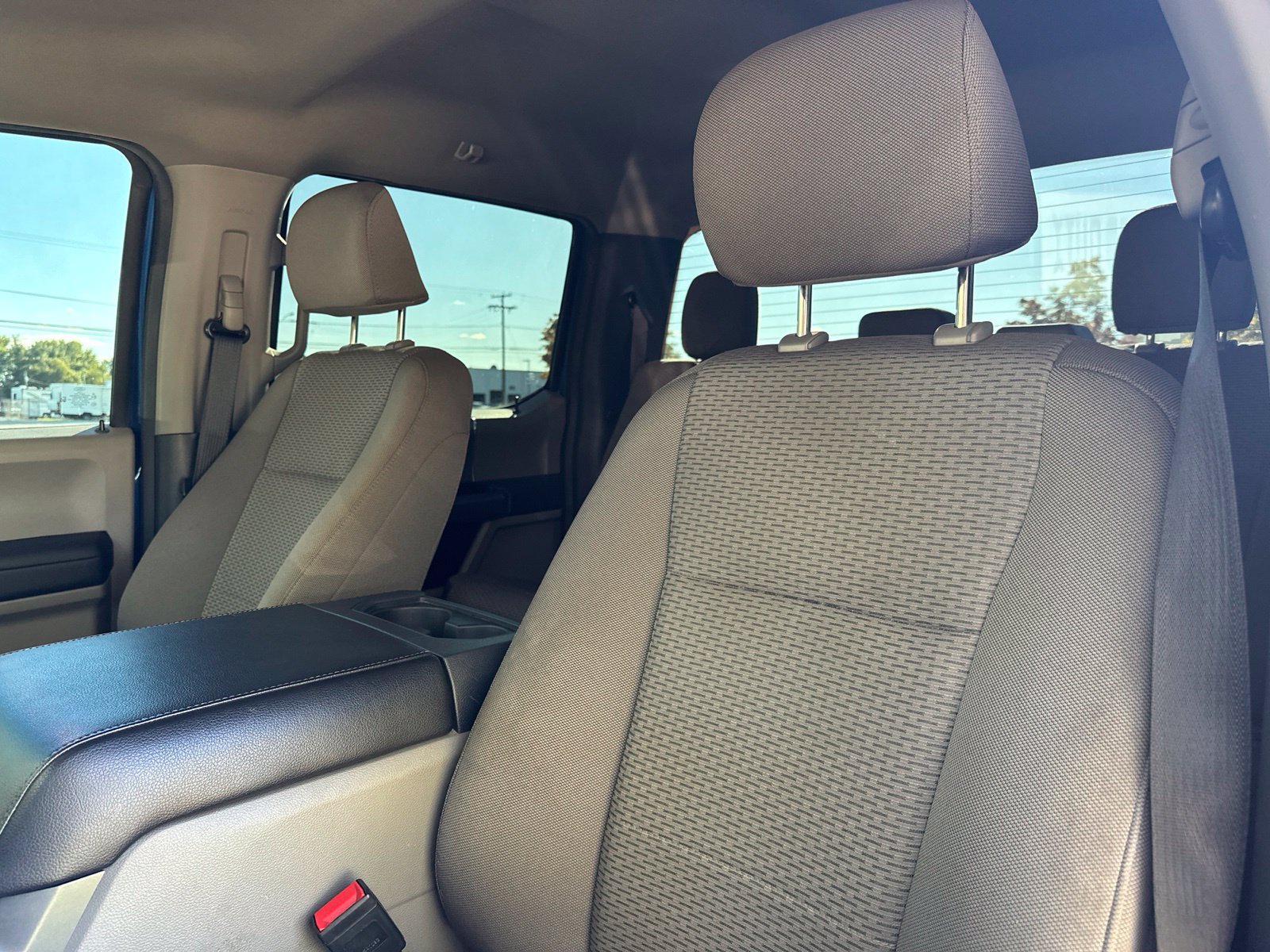 Used 2022 Ford F-450SD XLT Truck