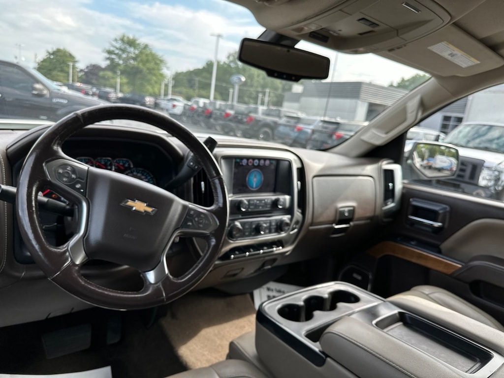 Used 2018 Chevrolet Silverado 1500 LTZ w/1LZ Truck Crew Cab