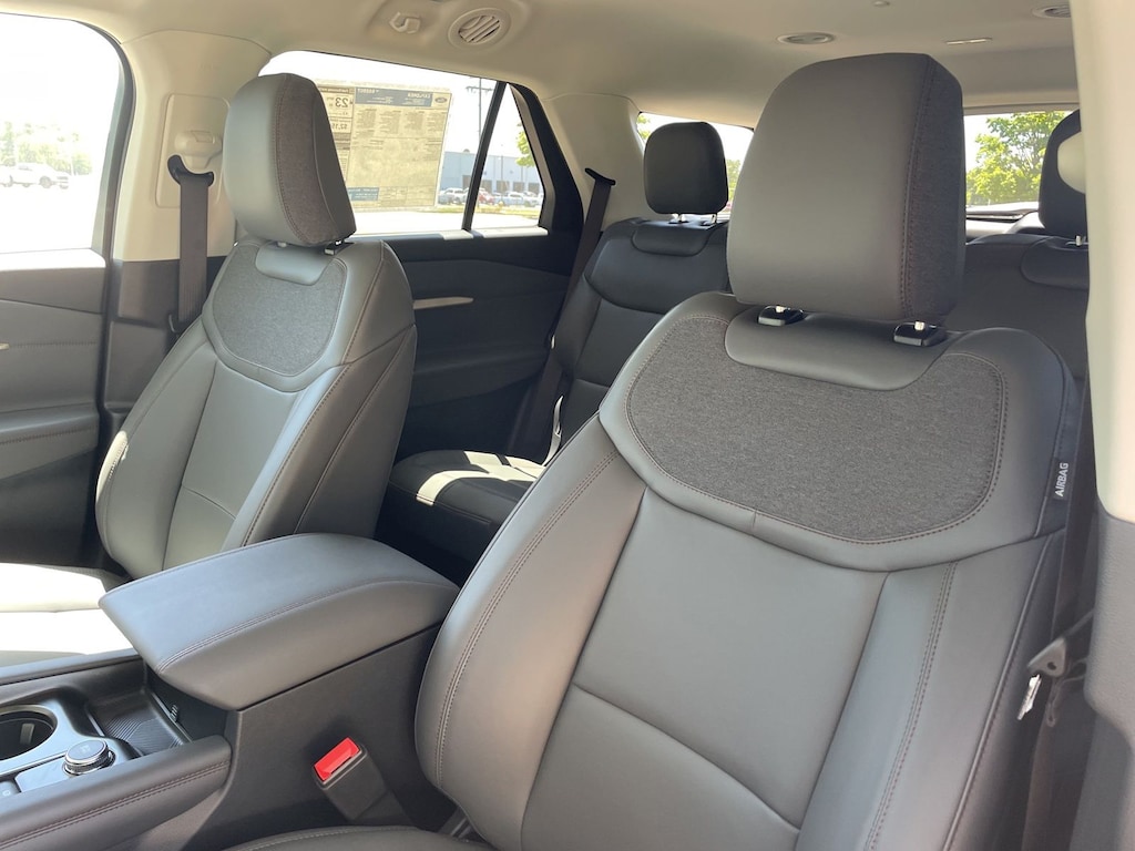 New 2026 Ford Explorer Active SUV