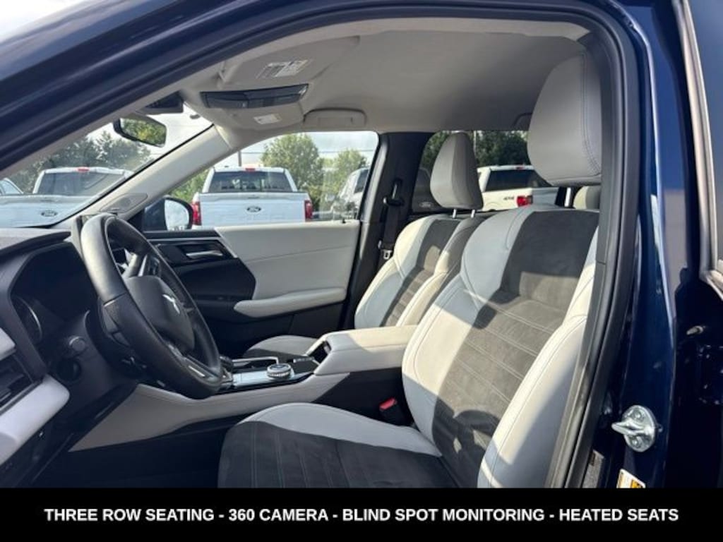 Used 2025 Mitsubishi Outlander SE SUV