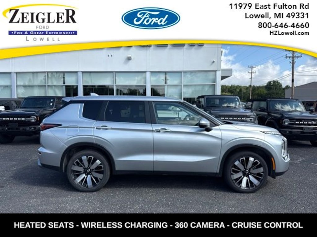 Used 2025 Mitsubishi Outlander SE SUV