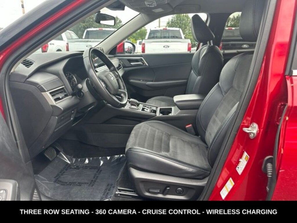 Used 2024 Mitsubishi Outlander SE SUV