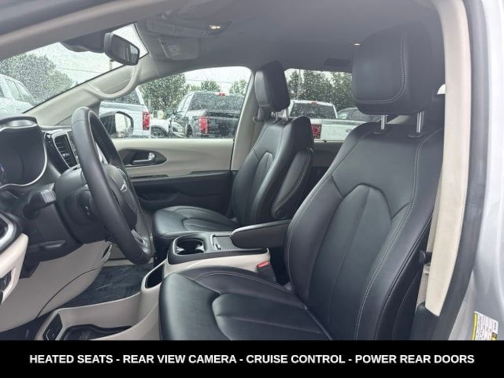 Used 2024 Chrysler Pacifica Touring L Van Passenger Van